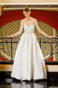 Driskill-Hotel-Balcony-Bridal-Shoot