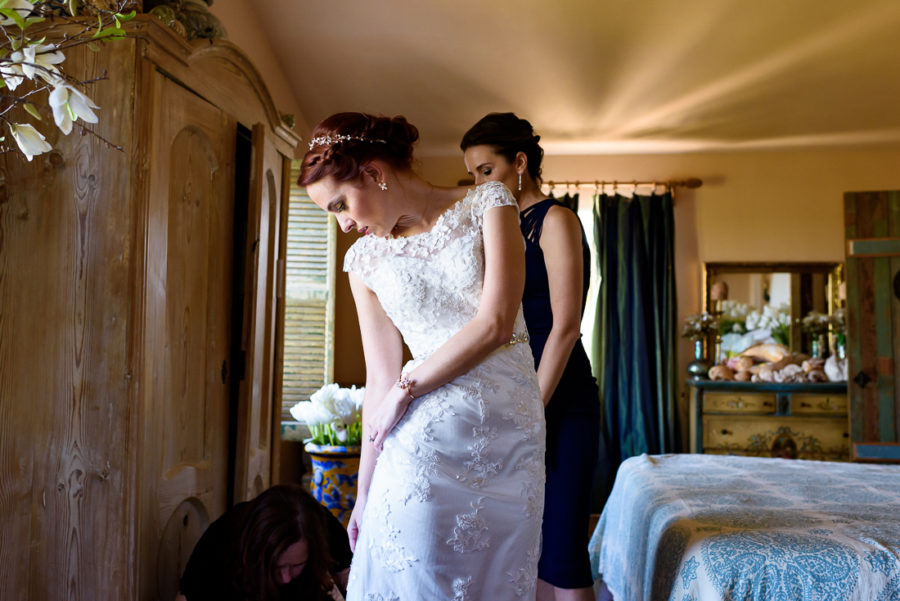 Austin Wedding photographers at Le San Michele venue bride getting ready