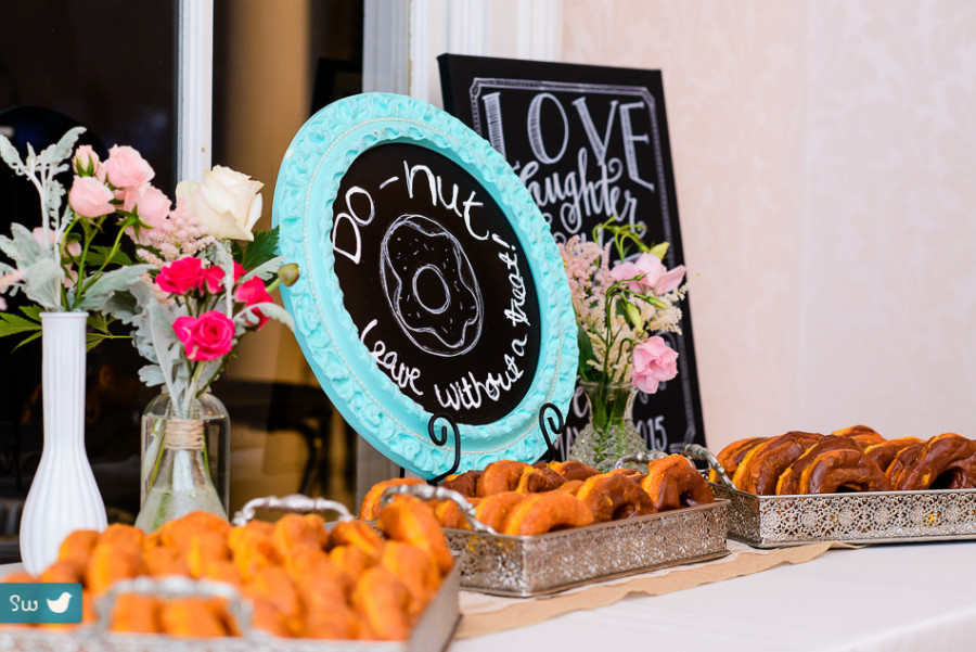 Round Rock Donuts at wedding