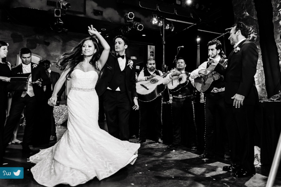 Mariachi band bride groom by Austin Wedding Photographer